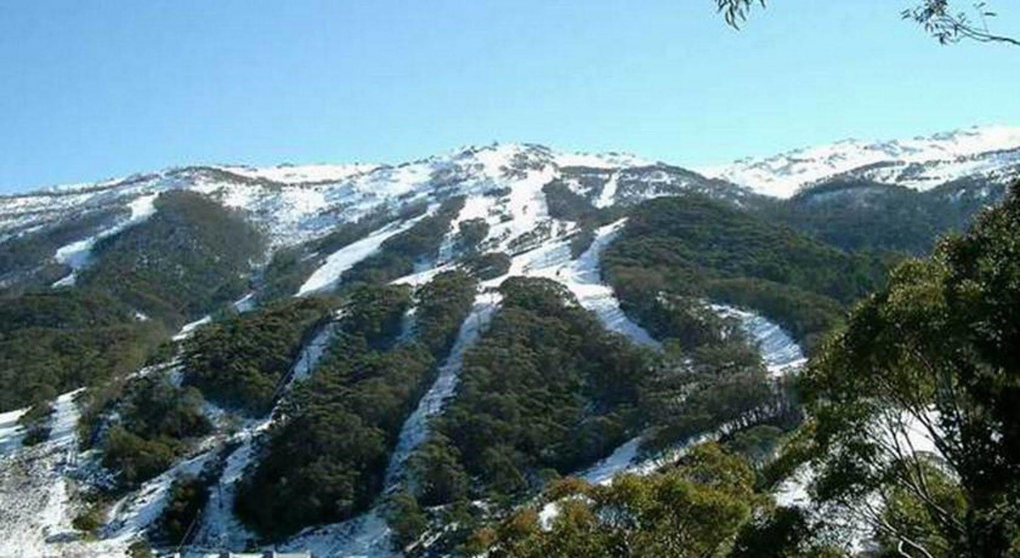 Winterhaus Lodge Thredbo Village Exterior foto
